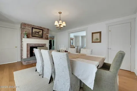 5 Greenwich Cove Drive Old Greenwich CT 06870