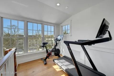 5 Greenwich Cove Drive Old Greenwich CT 06870