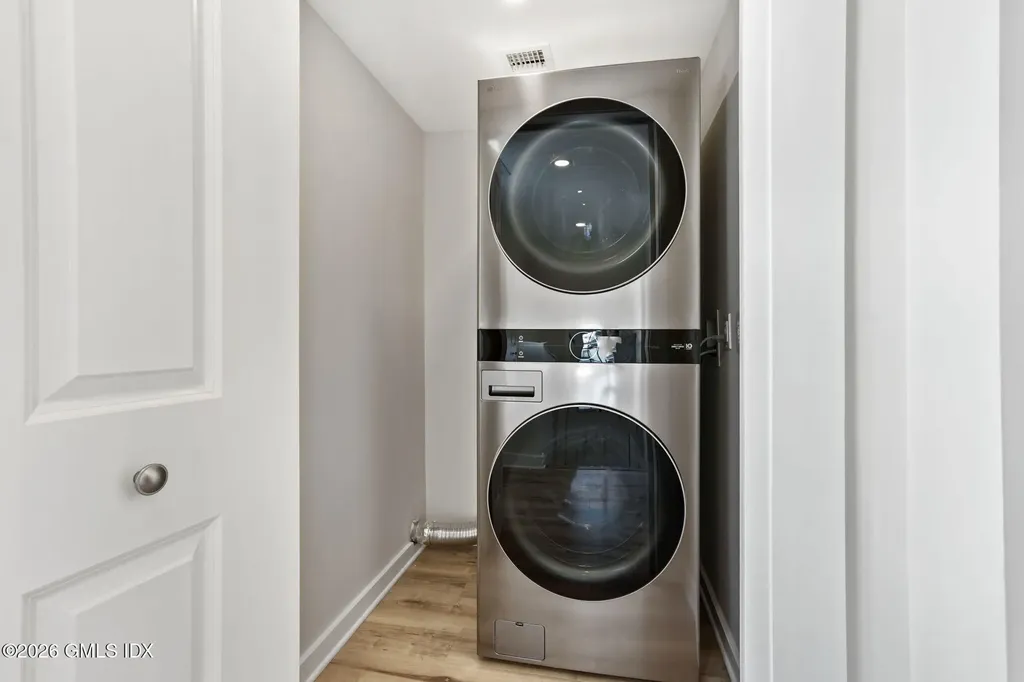 79 View Street West Greenwich CT 06830