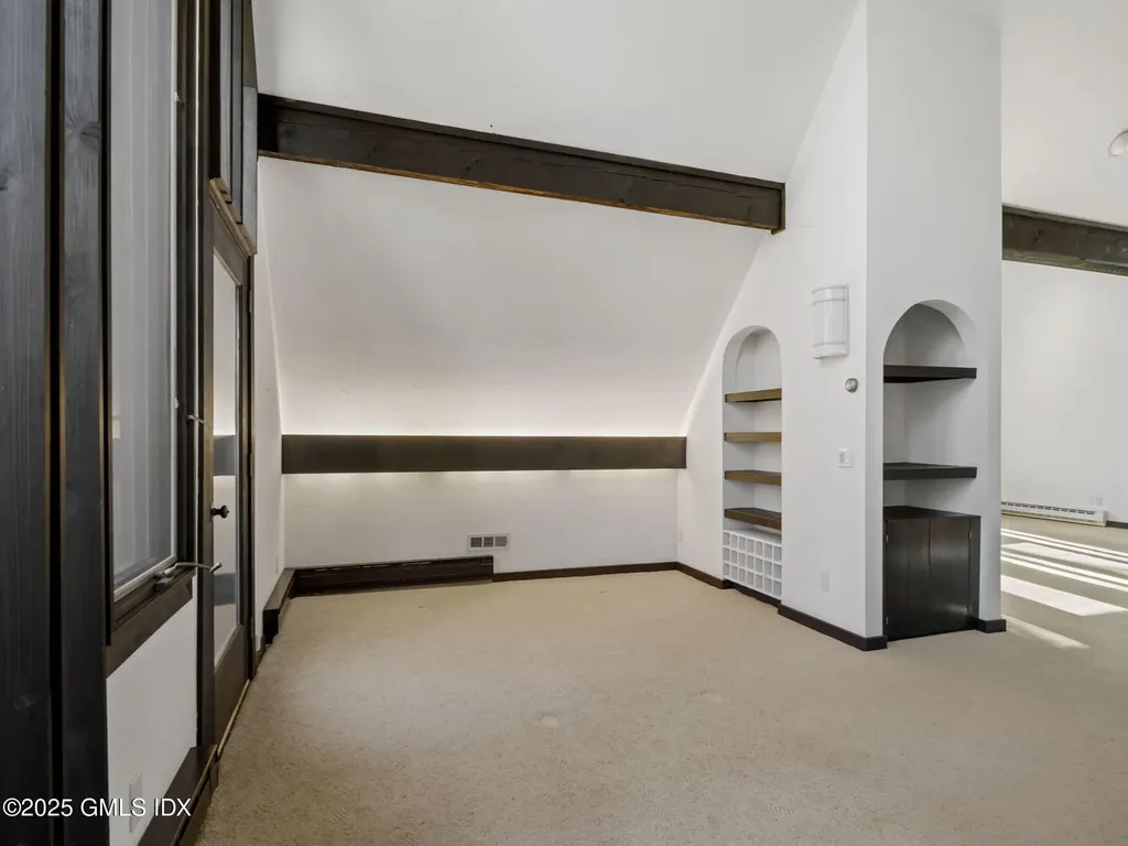 484 Cognewaugh Road Cos Cob CT 06807