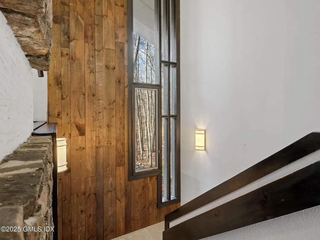 484 Cognewaugh Road Cos Cob CT 06807