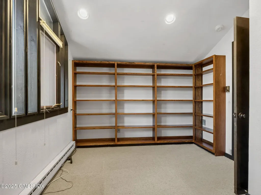 484 Cognewaugh Road Cos Cob CT 06807