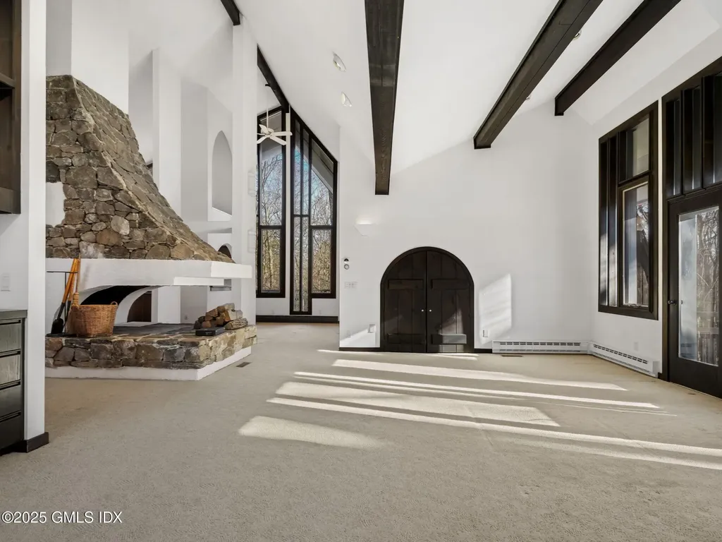 484 Cognewaugh Road Cos Cob CT 06807