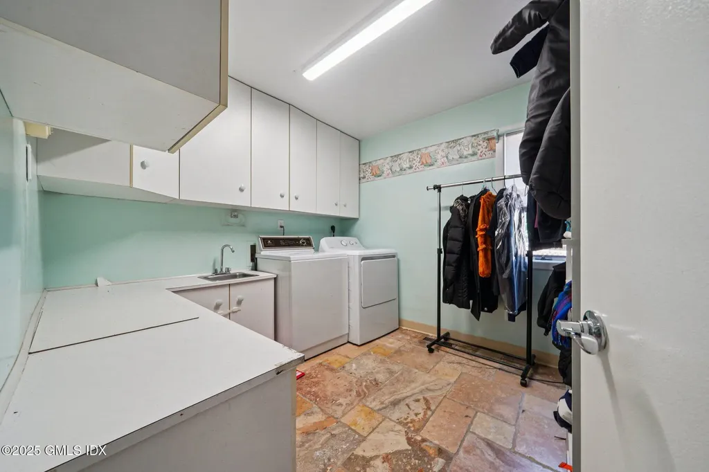 20 Norman Road Stamford CT 06906