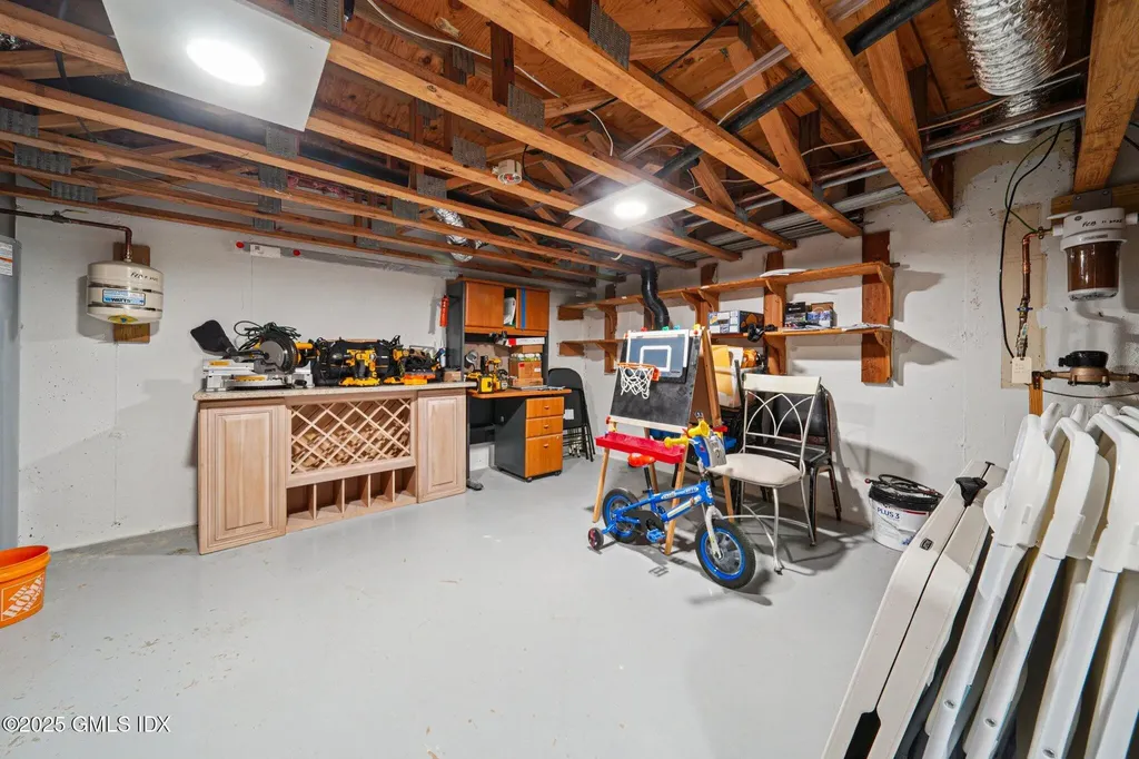 20 Norman Road Stamford CT 06906