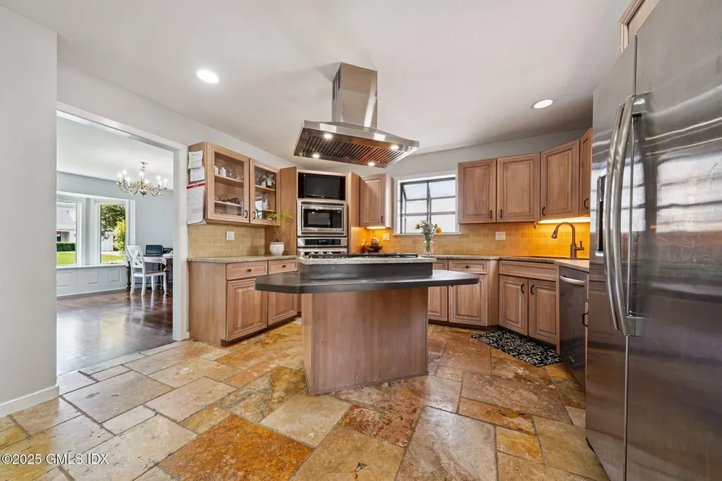 20 Norman Road Stamford CT 06906