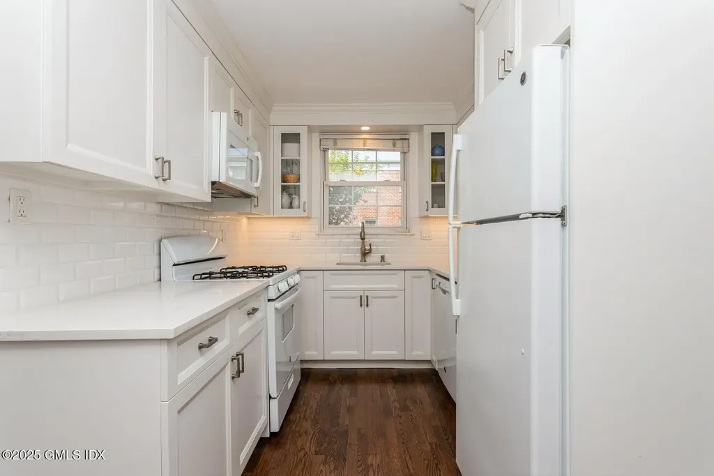 84 Putnam Park Greenwich CT 06830