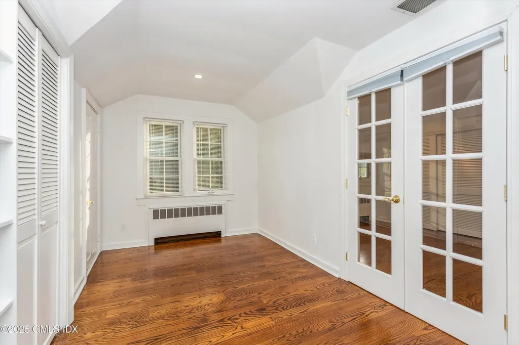 181 E Putnam Avenue Greenwich CT 06830