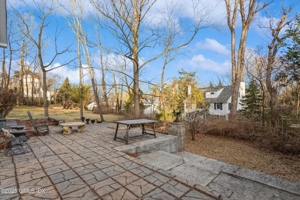 181 E Putnam Avenue Greenwich CT 06830