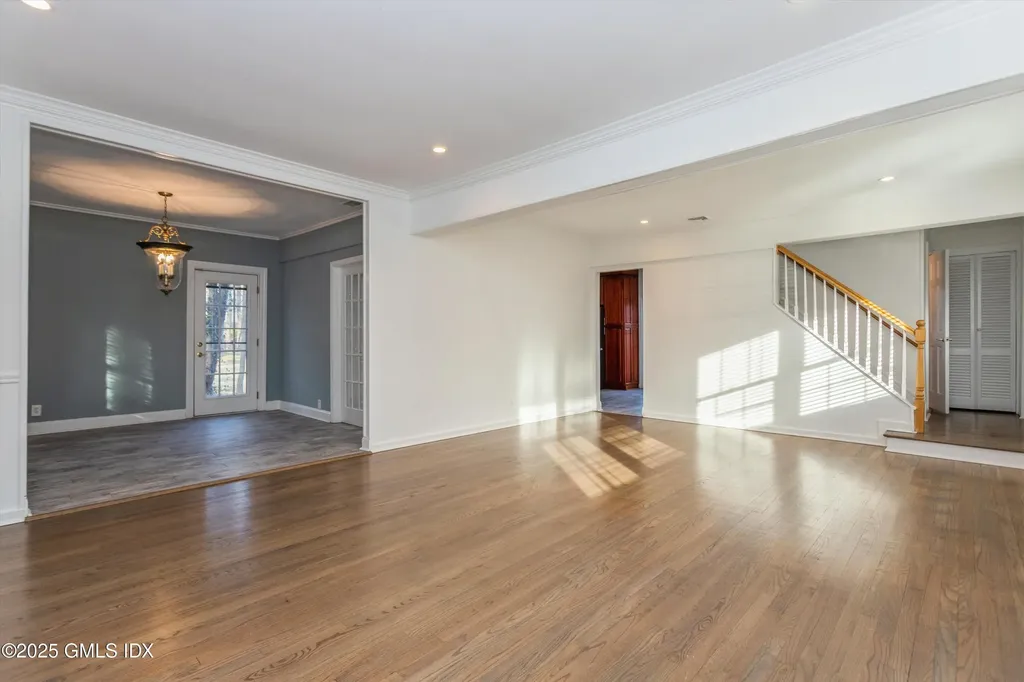 181 E Putnam Avenue Greenwich CT 06830