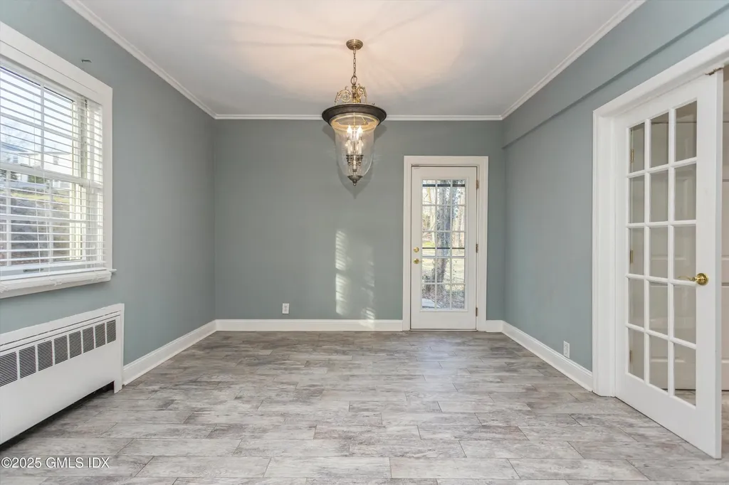 181 E Putnam Avenue Greenwich CT 06830