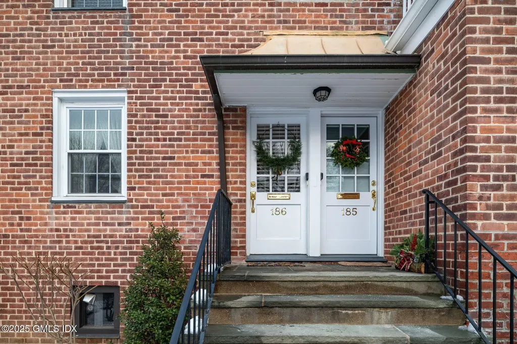 186 Putnam Park Greenwich CT 06830