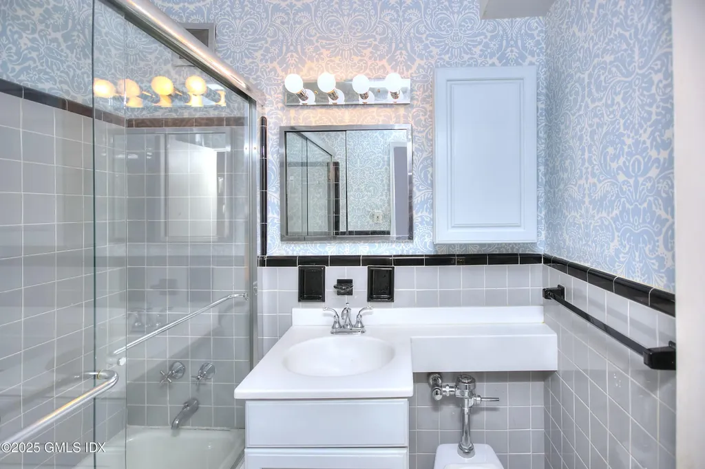4 Putnam Hill Greenwich CT 06830