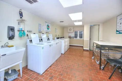 4 Putnam Hill Greenwich CT 06830