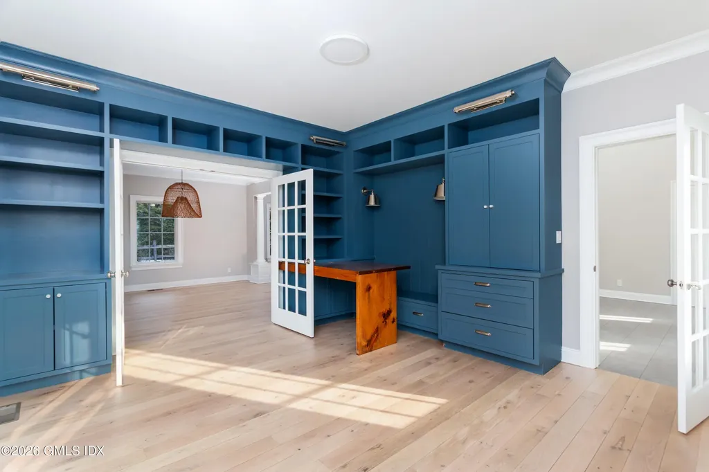 552 River Road Cos Cob CT 06807