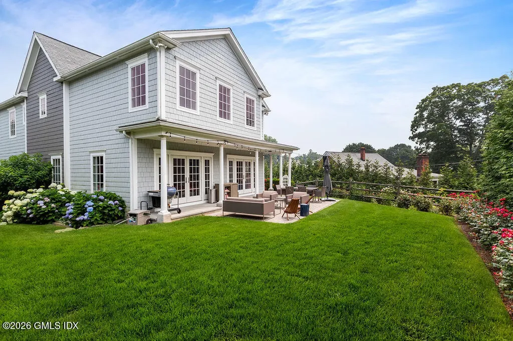 552 River Road Cos Cob CT 06807
