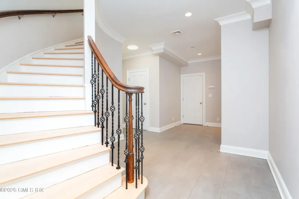 552 River Road Cos Cob CT 06807