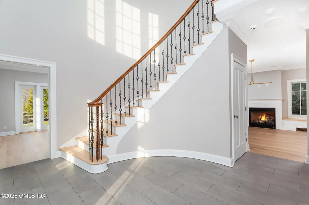 552 River Road Cos Cob CT 06807