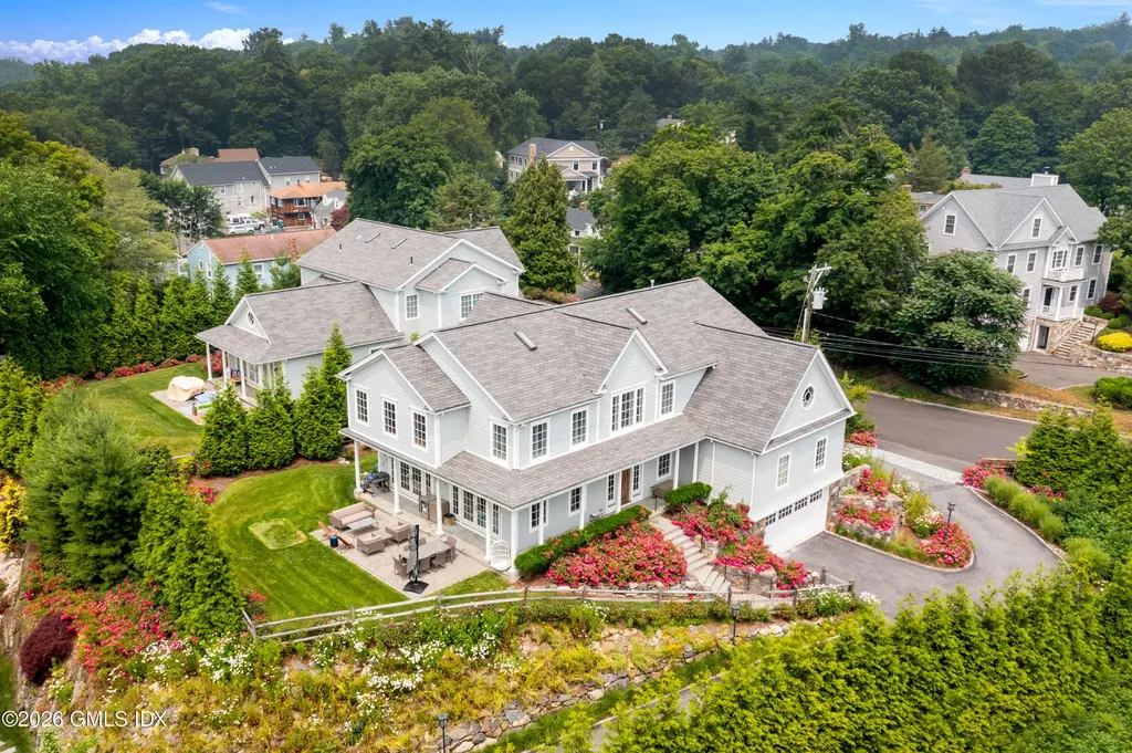 552 River Road Cos Cob CT 06807
