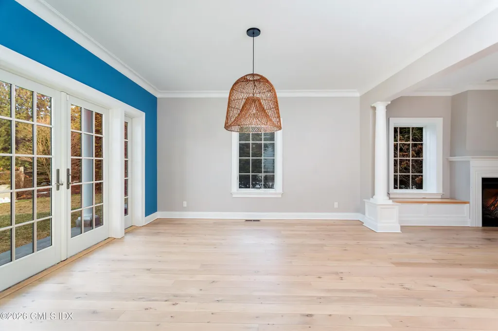 552 River Road Cos Cob CT 06807