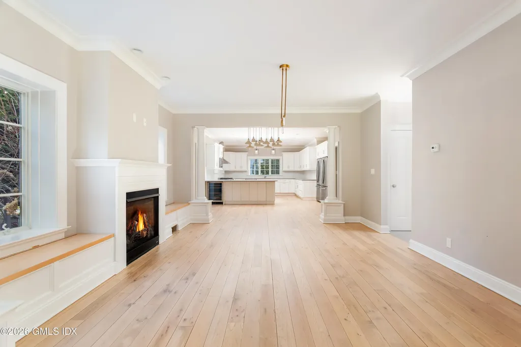552 River Road Cos Cob CT 06807
