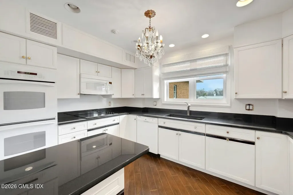 630 Steamboat Road Greenwich CT 06830