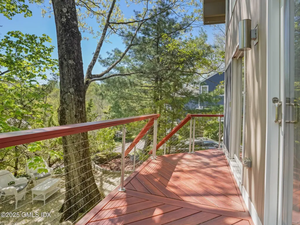 228 Pemberwick Road Greenwich CT 06831