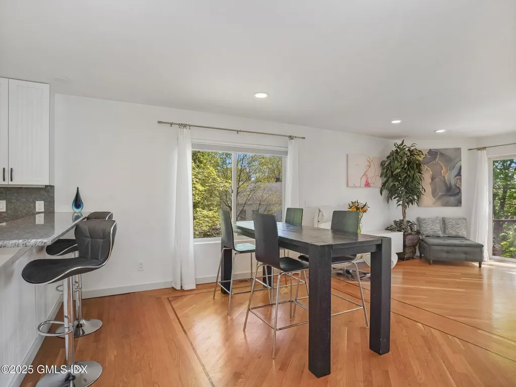 228 Pemberwick Road Greenwich CT 06831