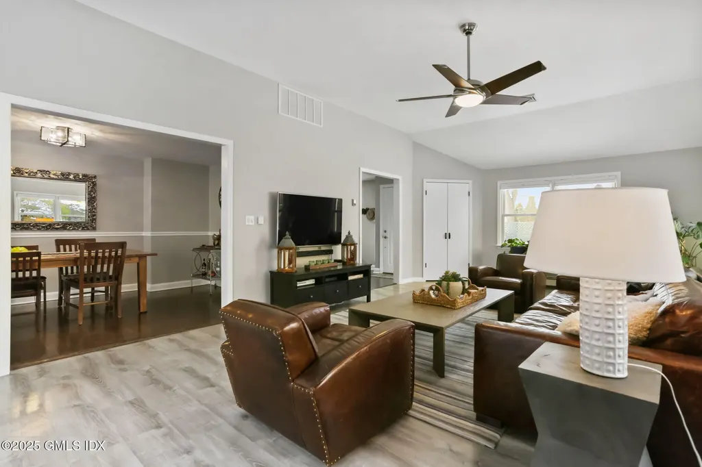 20 Highland Place Greenwich CT 06831