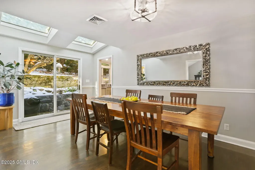 20 Highland Place Greenwich CT 06831