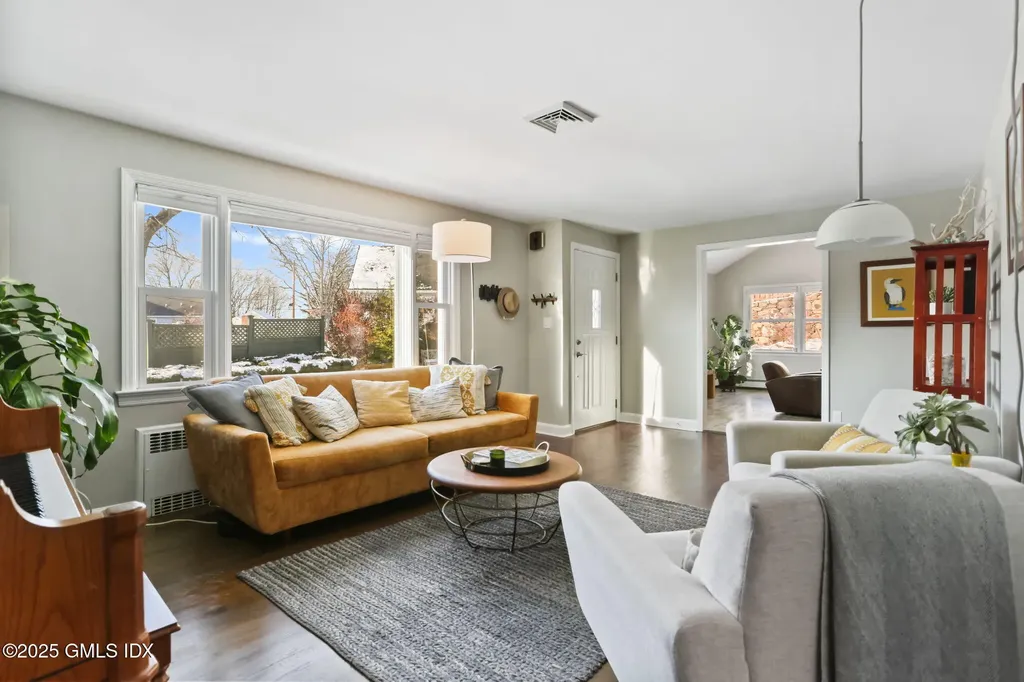 20 Highland Place Greenwich CT 06831