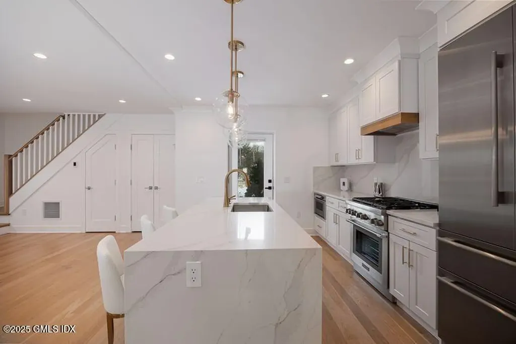 82 Josephine Evaristo Avenue Greenwich CT 06830