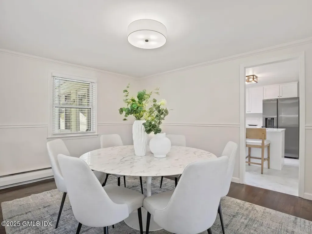 48 Meyer Place Riverside CT 06878