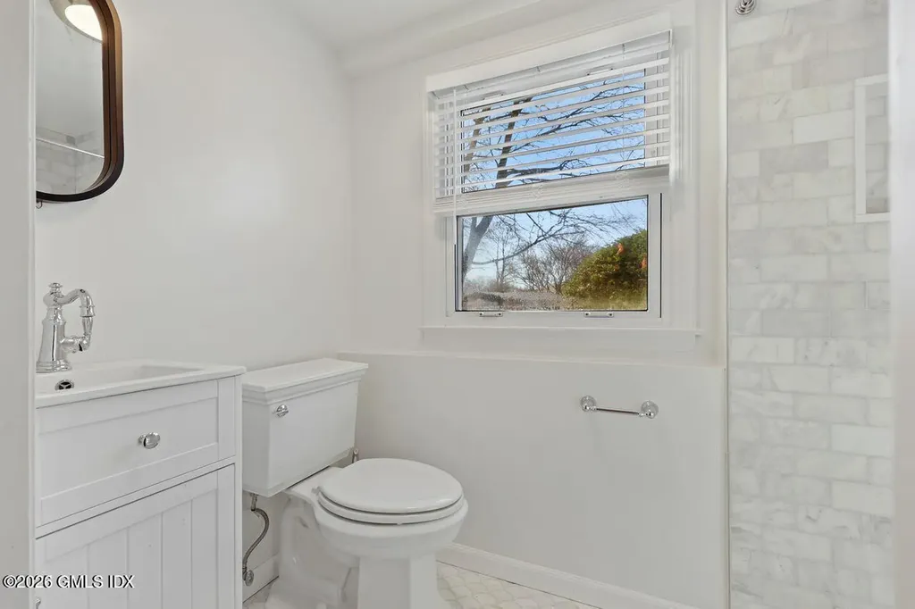 48 Meyer Place Riverside CT 06878