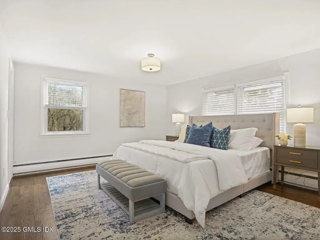 48 Meyer Place Riverside CT 06878