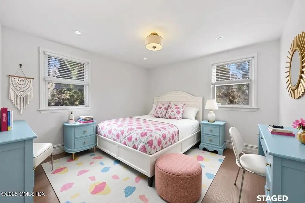 48 Meyer Place Riverside CT 06878