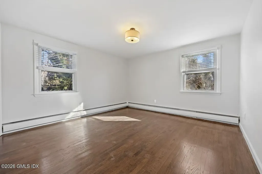 48 Meyer Place Riverside CT 06878