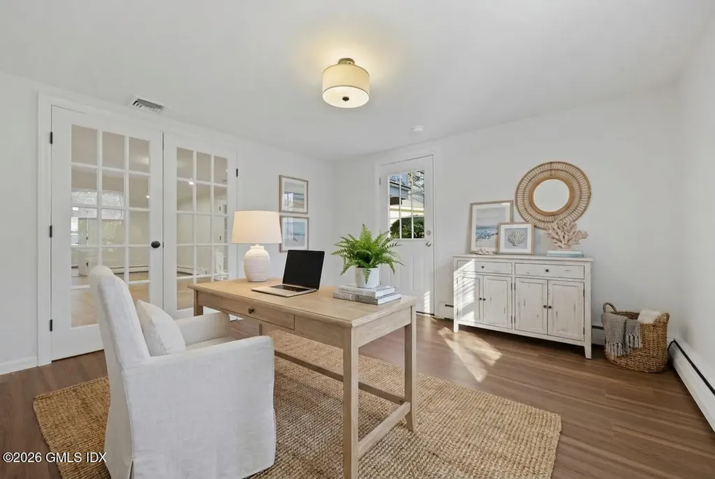 48 Meyer Place Riverside CT 06878