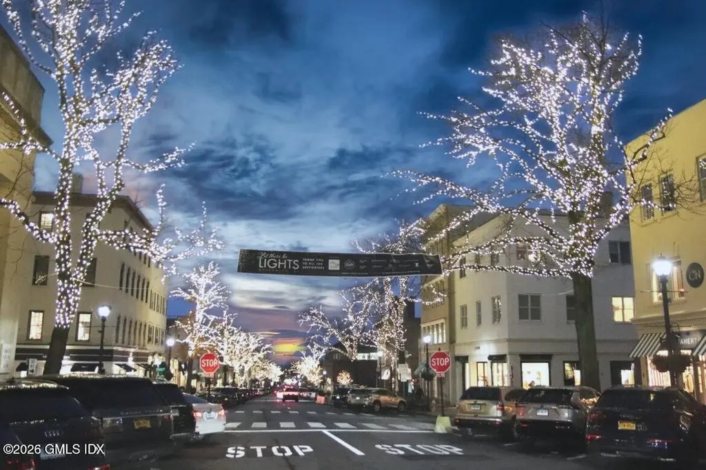 48 Meyer Place Riverside CT 06878