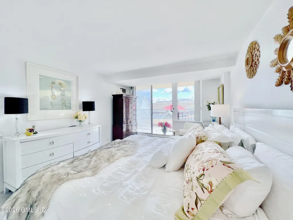 25 Forest Street Stamford CT 06901