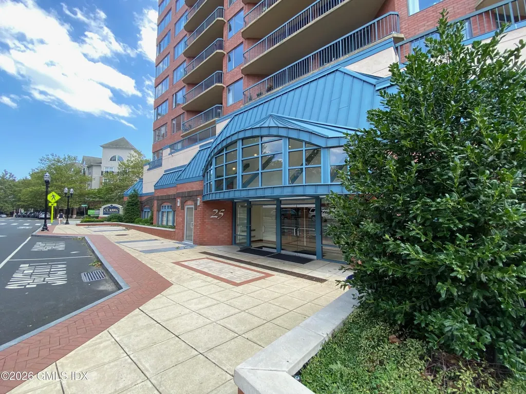 25 Forest Street Stamford CT 06901