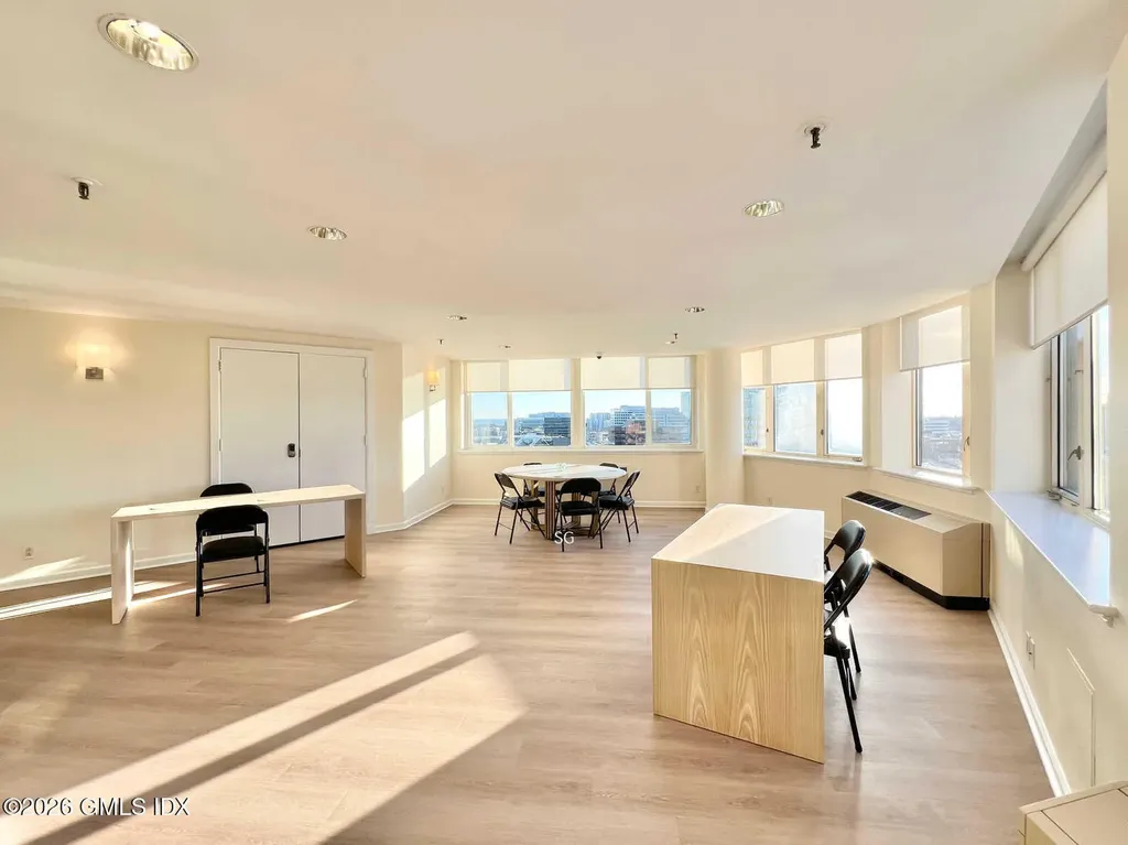 25 Forest Street Stamford CT 06901