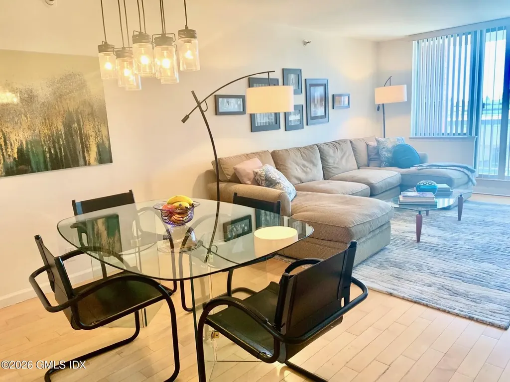 25 Forest Street Stamford CT 06901