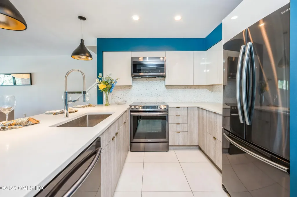 11 River Road Cos Cob CT 06807