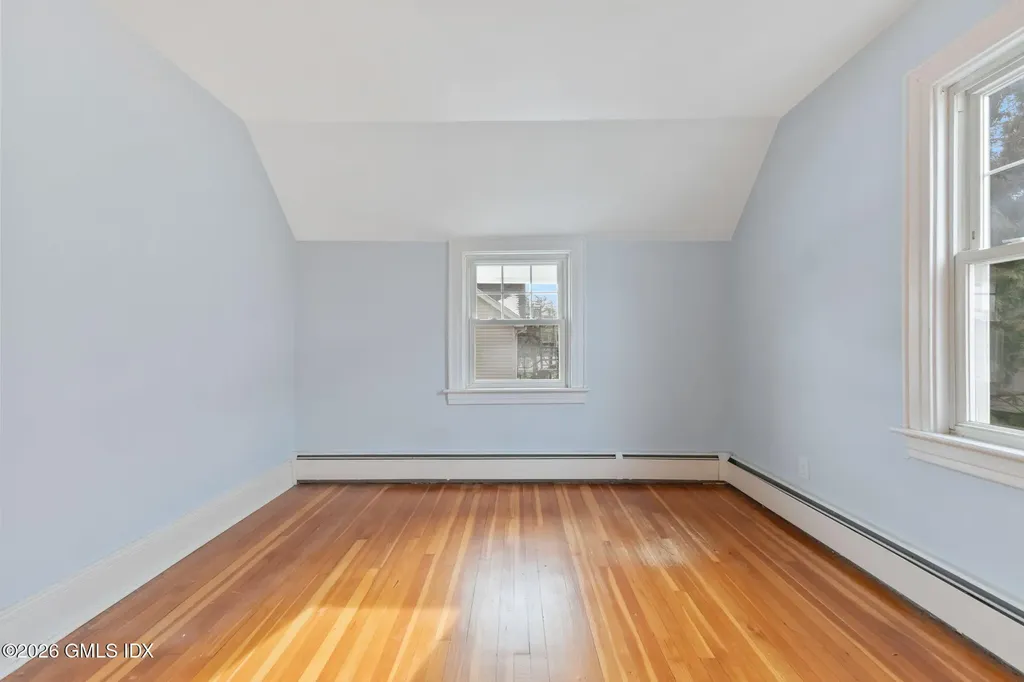 3 Bolling Place Greenwich CT 06830