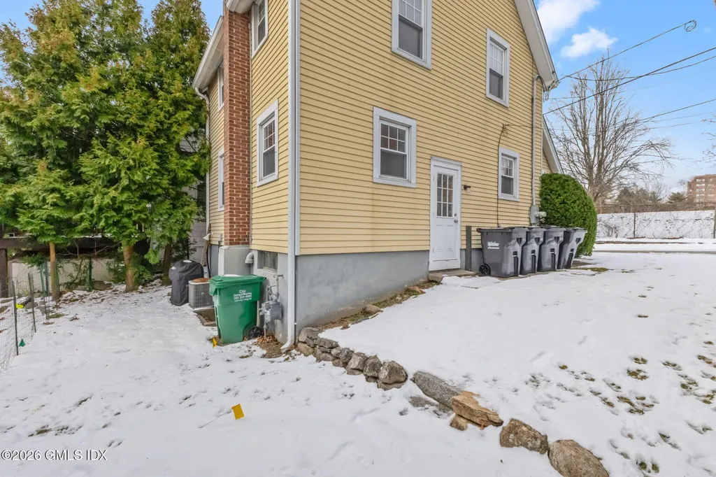 3 Bolling Place Greenwich CT 06830