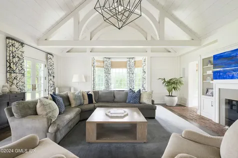 865 Hollow Tree Ridge Road Darien CT 06820