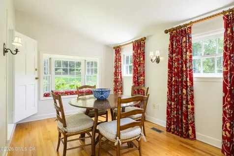 865 Hollow Tree Ridge Road Darien CT 06820