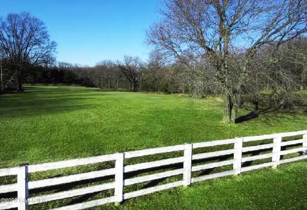 25 Buckfield Lane Greenwich CT 06831