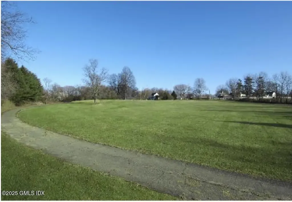 25 Buckfield Lane Greenwich CT 06831